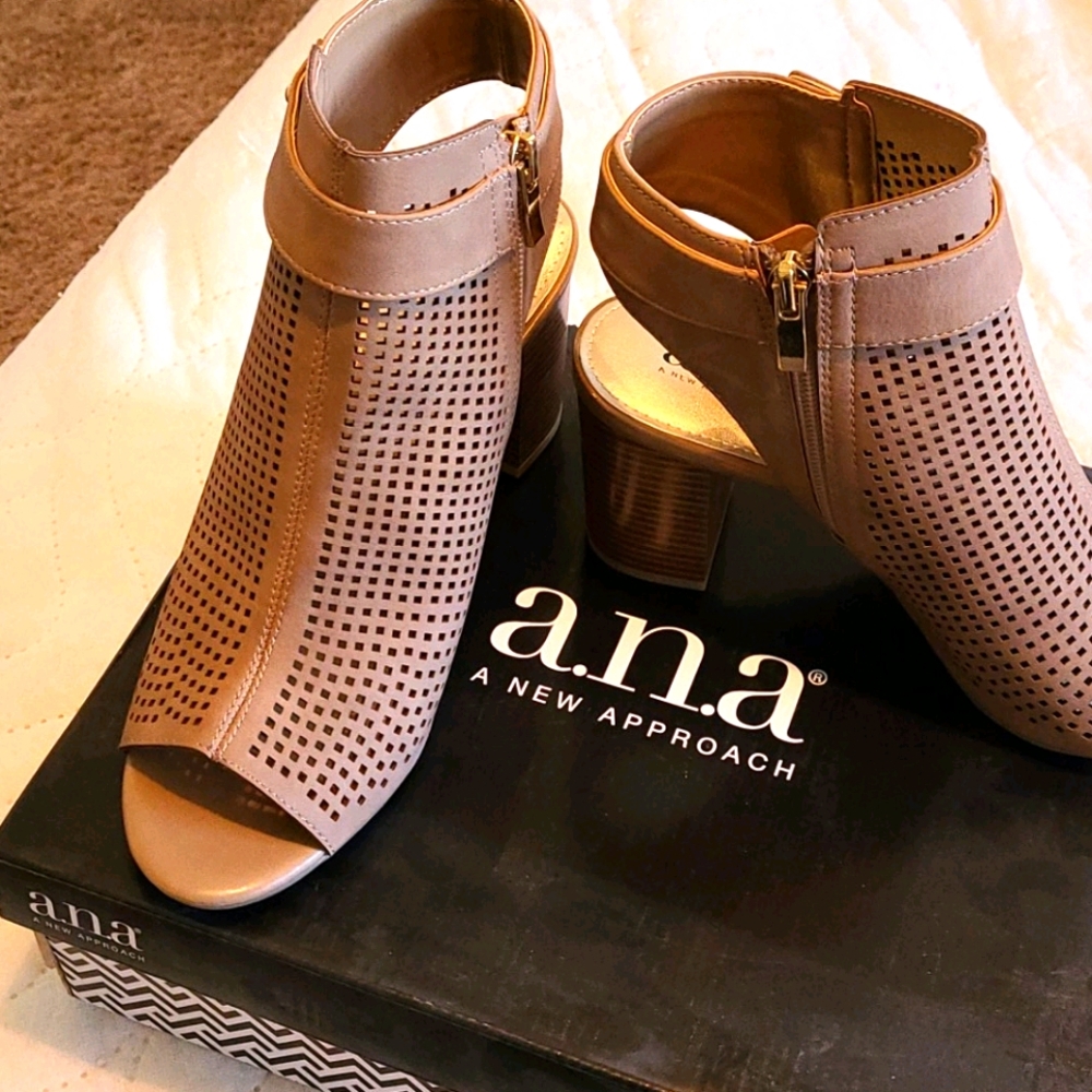 Shoes